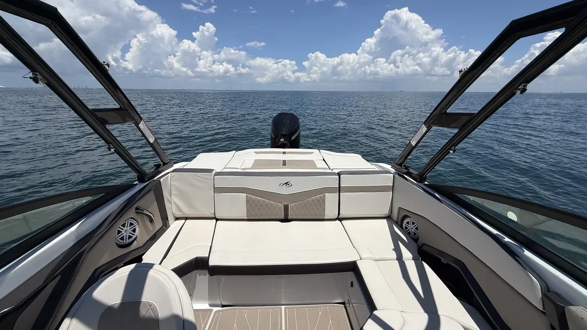 The open cockpit and bow seating of the Monterey 215 SS ready for guests
